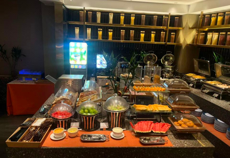 Food & Drinks 5, Paco Hotel Canton Tower Pazhou, Guangzhou