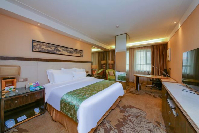 Bedroom, Kunlun International Hotel (Renqiu Huabei Youtian), Cangzhou