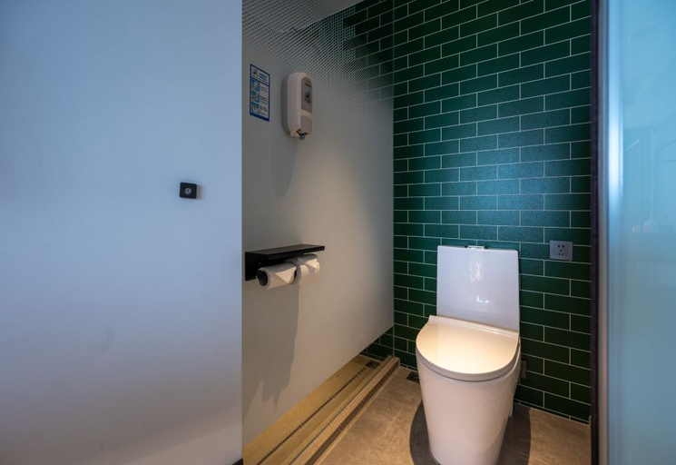 Bathroom 3, Yunli Hotel (Beijing Guomao CBD Chaoyang High-speed Railway Station Branch), Beijing