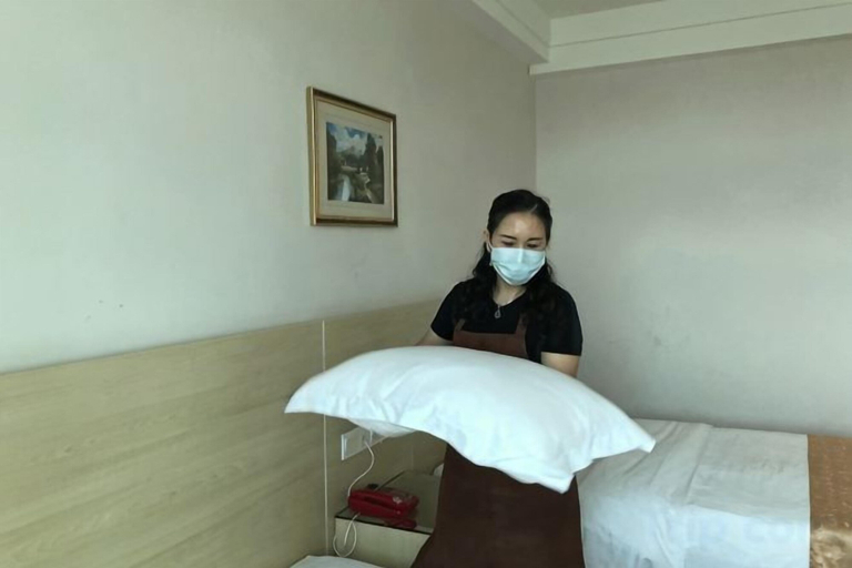 Bedroom 2, Nanuo Holiday Hotel, Sanya