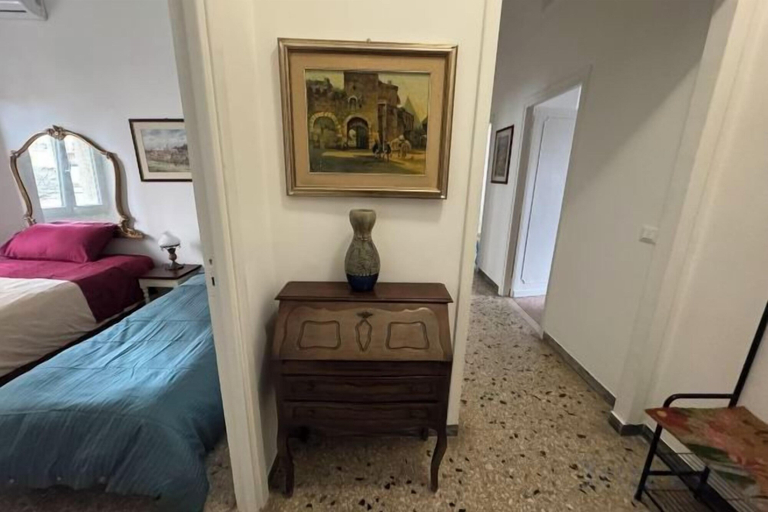 3, Piramide-Ostiense Two Bedroom Apartment, Rome