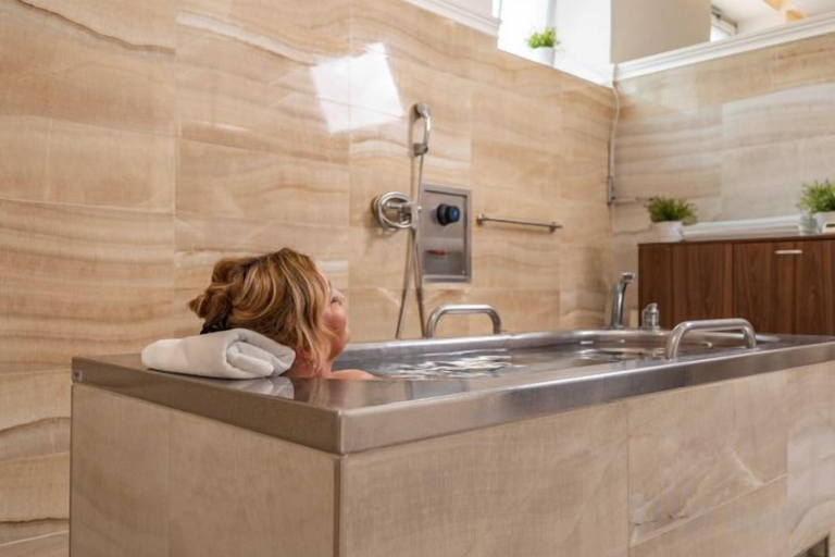Bathroom 4, Hotel Behounek, Karlovy Vary