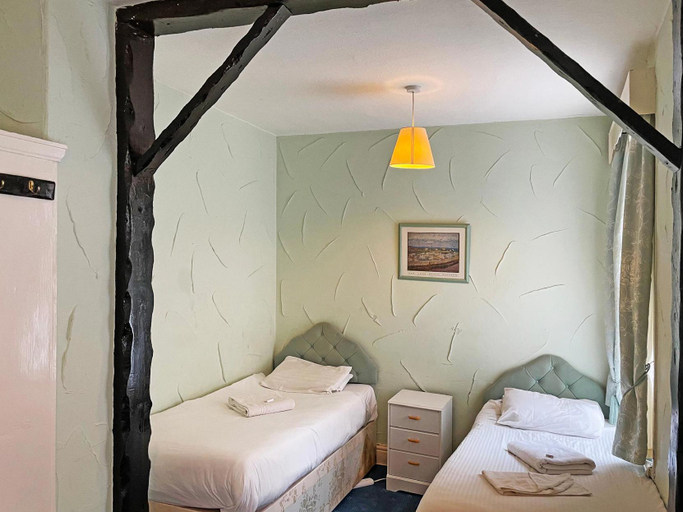Bedroom 2, New Osterley Hotel, Blackpool