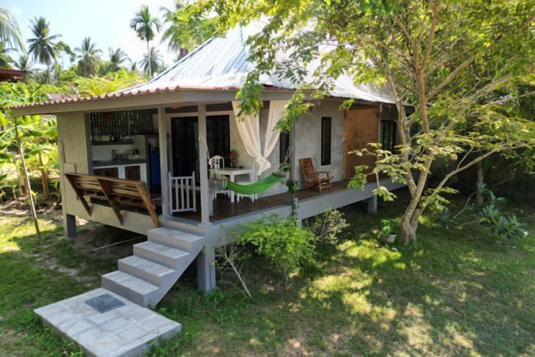 Exterior 2, Island’s Gift – Private Design House for 2 Near Sunset Beach, Ko Phangan