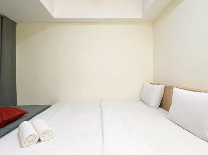 Room 2, Good Deal 1Br With Working Room At Pollux Chadstone Apartment, Cikarang
