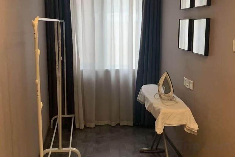 Bedroom 2, Yayuncun Hotel, Beijing