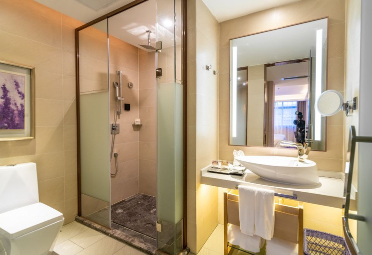 Bathroom 4, Lavande Hotel (Anshun West High-speed Railway Station), Anshun
