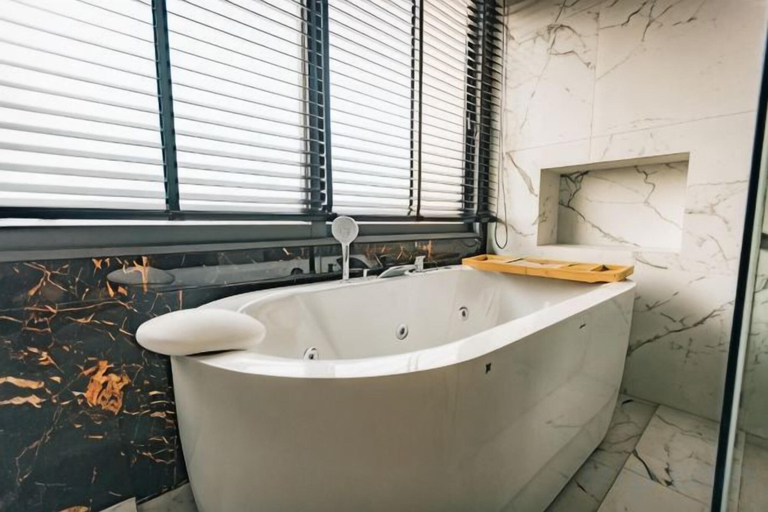 Bathroom 3, Astro Luxury: 4-6 beds Ultra Luxury Pool Villa with Daily Cleaning, Bang Lamung