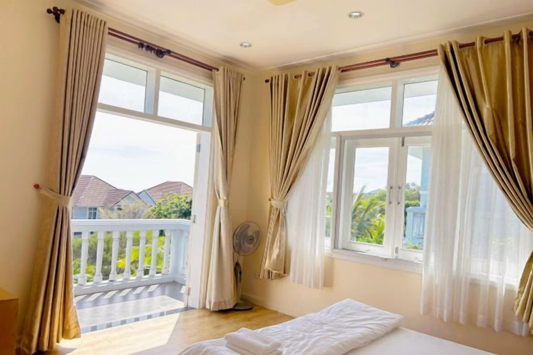 Room 1, 4 bedroom Seafront Soan Villa - Sealinks Mui Ne, Phan Thiết