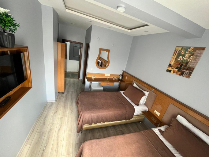 Bedroom 2, Gulistan Hotel, Zara