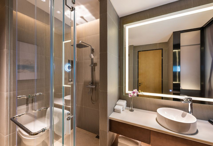 Bathroom 5, Shenzhen Longgang Kunyi Mercure Hotel, Dongguan