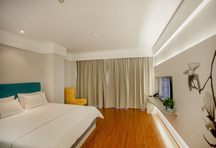 Bedroom 2, Magnotel Yangzhou Jinghua Cheng Wangyue Road, Yangzhou