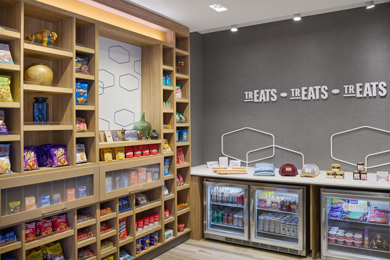 Snack bar, Hampton Inn & Suites By Hilton Belgrade Bozeman Airport, Gallatin