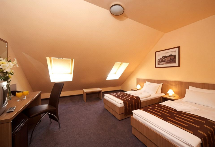 Bedroom 3, Erzsébet Királyné Szálloda, Gödöllő
