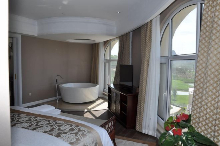 Bathroom, Zhongcheng Holiday Hotel, Shijiazhuang