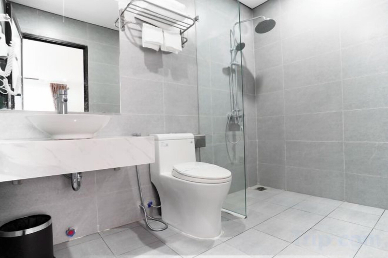 Bathroom, Lam Anh Hotel 2 Duong Noi Ha Dong, Hà Đông