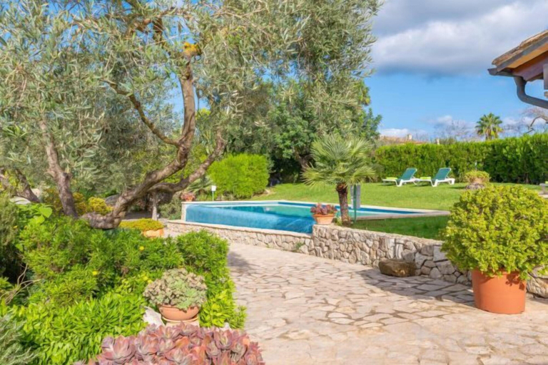 Pool 4, REYNES - Rustic villa with private pool and free Wi-Fi, Baleares