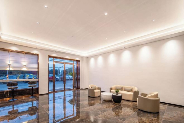 Others 1, 99 Xinyi Hotel (Shanghai Jiuxin Highway Shop), Shanghai