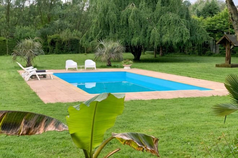 4, Romantic Nature Chalet – Peaceful Escape by the Marne River, Seine-et-Marne
