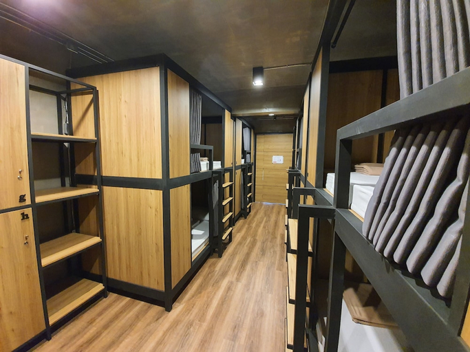 Bedroom 2, Pinghostel - Adults Only, Muang Chiang Mai