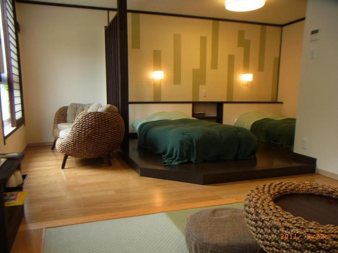Bedroom 2, Tamanashi Onsen Ebisuya, Kaneyama