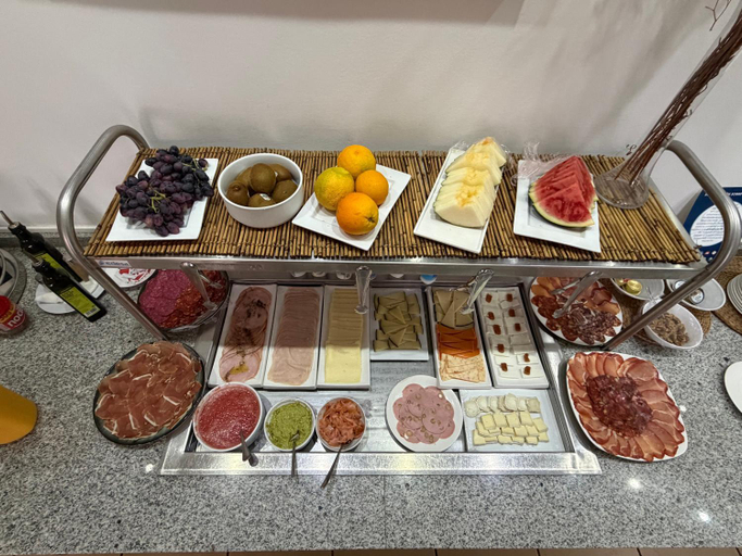 Food & Drinks 5, Santuario San Jose, Almería