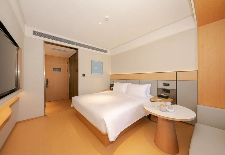Bedroom 2, JI Hotel (Beijing West Railway Station Lize Business District), Beijing