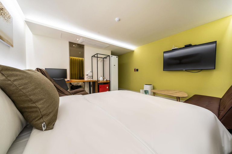 Bedroom 2, Pyeongtaek Belle Hotel, Pyeongtaek