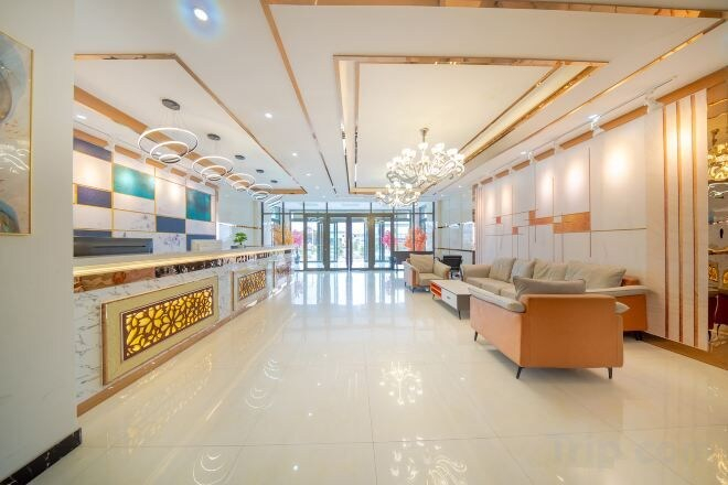 Others, Hongxin Hotel, Haixi Mongol and Tibetan