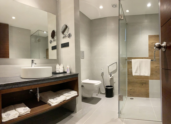 Bathroom 5, Rosefinch Sarovar Portico Bhimtal, Nainital