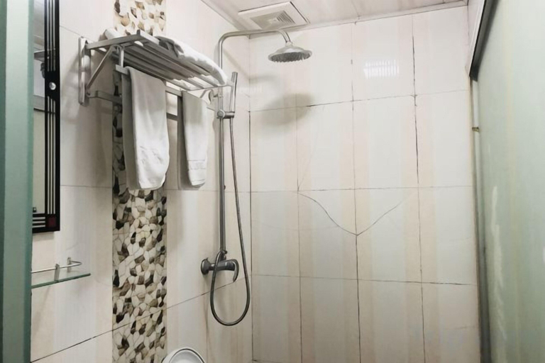 Bathroom 4, Haoshang Business Hotel, Shanghai