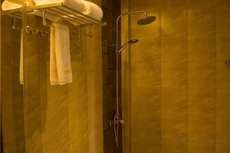 Bathroom 3, Sunshine Courtyard Inn (Jianshui Ancient City Branch), Honghe Hani and Yi