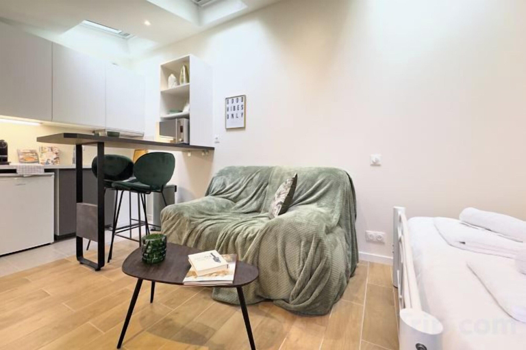 Room 1, Montparnasse 2 - Studio, Paris