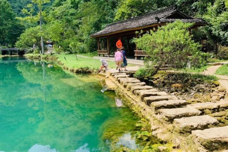 Sport & Beauty, Yishan Bishui Inn, Qiannan Buyei and Miao