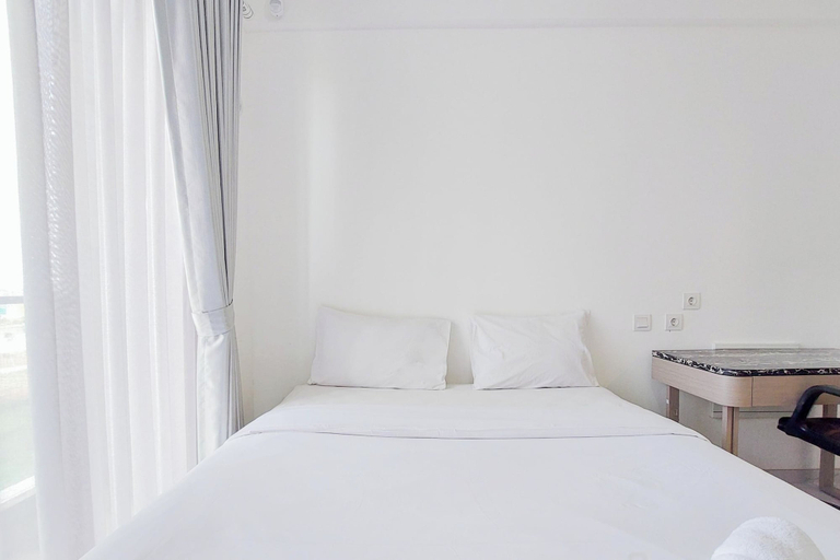 Room 2, Great Choice And Homey Studio Room Sky House Bsd Apartment, South Tangerang