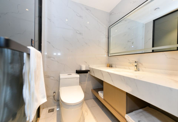 Bathroom 3, Gya Hotel Shanghai Xizang Bei Road Metro Station, Shanghai