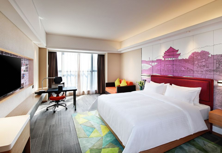 Bedroom 2, Hampton by Hilton Shanghai Hongqiao NECC, Shanghai