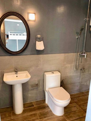 Bathroom 5, Payag Suites, General Luna