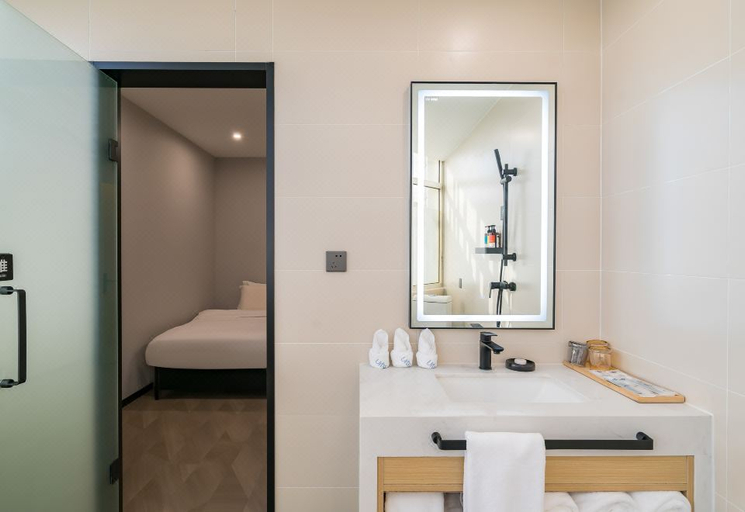 Bathroom 3, Urba Hotel Jinzhou Century Mall, Shijiazhuang