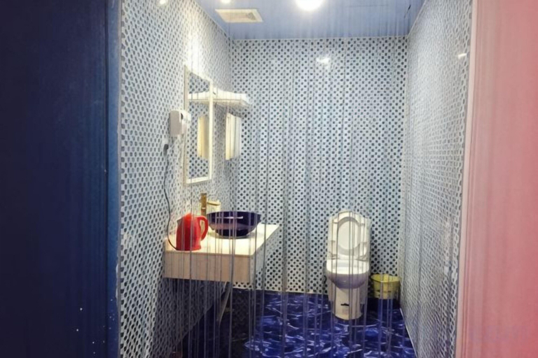 Bathroom 4, C8 Chain Hotel, Shanghai