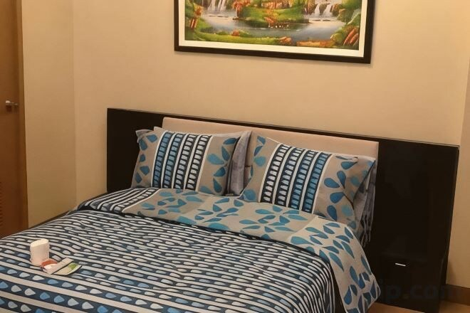 Others 3, Palm Tree Genlex Condo, Pasay City