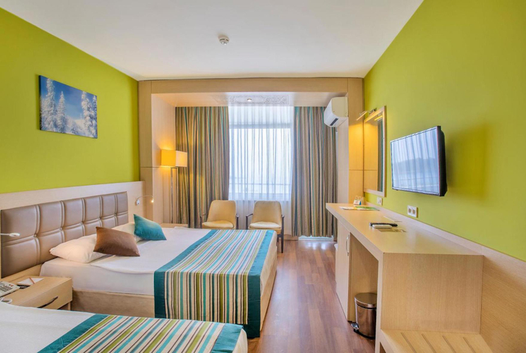 Bedroom 3, Meridia Beach Hotel, Manavgat