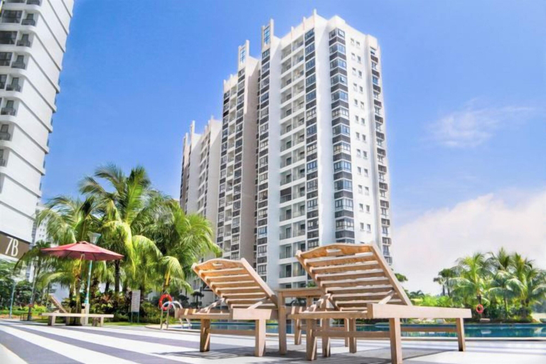 Pool 3, Scenic Country Garden Danga Bay by Lions Bay, Johor Bahru