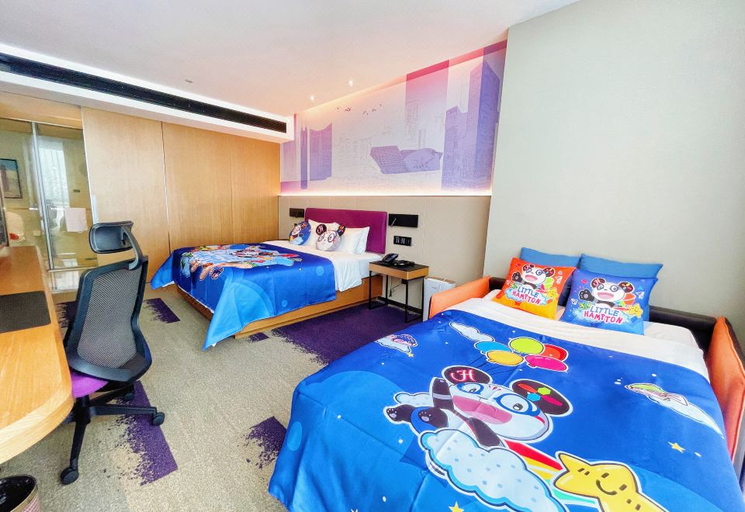 Bedroom 2, Hampton by Hilton Shenzhen Bao'an Airport, Shenzhen