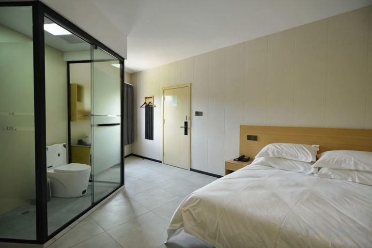 Bedroom 3, Xinyu Hotel, Shanghai