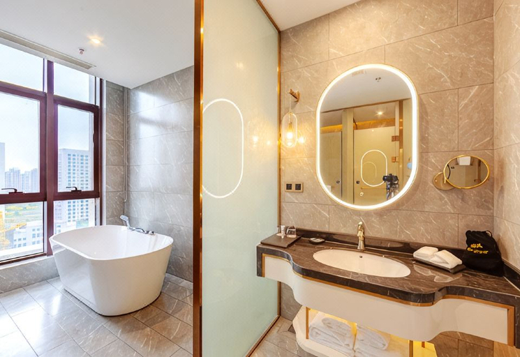 Bathroom 3, 1958 International Hotel, Tianjin