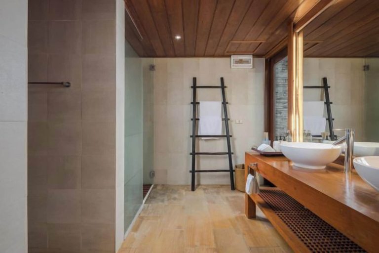 Bathroom 2, Ban Mekkala, Ko Samui