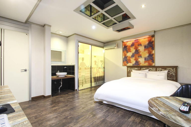 Bedroom 3, Pohang Mundeok HIT, Pohang