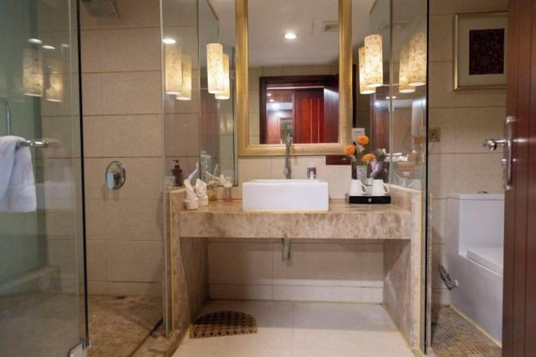 Bathroom 4, Baili Hotel, Quzhou