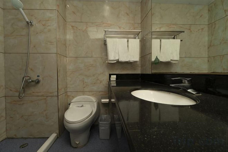 Bathroom 4, Yandangshan Zuixian Mountain Villa, Wenzhou